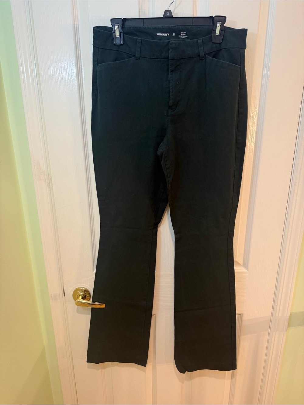 Old Navy Women’s Black Straight-Leg Dress Pants